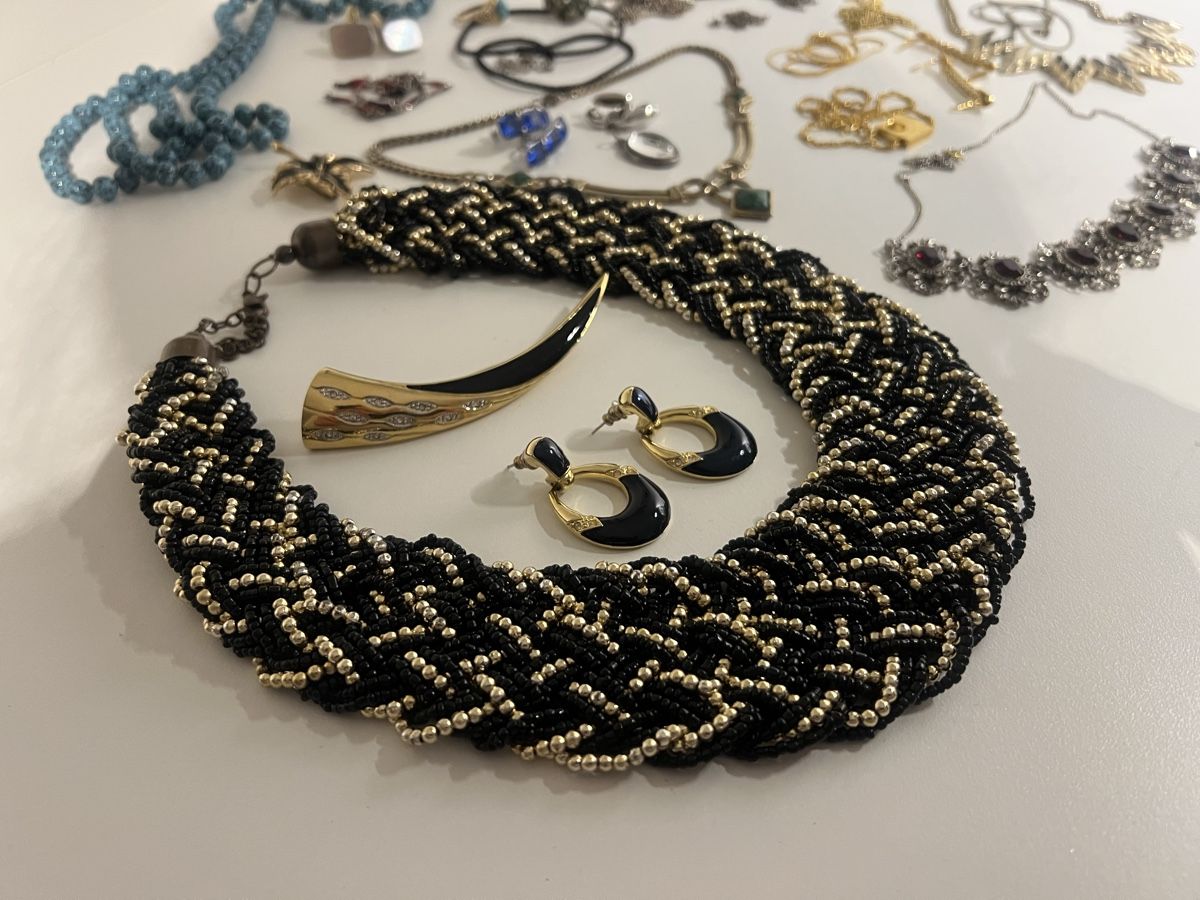 Sonstiger Schmuck: Lot de bijoux anciens  – Gebraucht aus St-Pierre-Clages von ste_xk6p 1