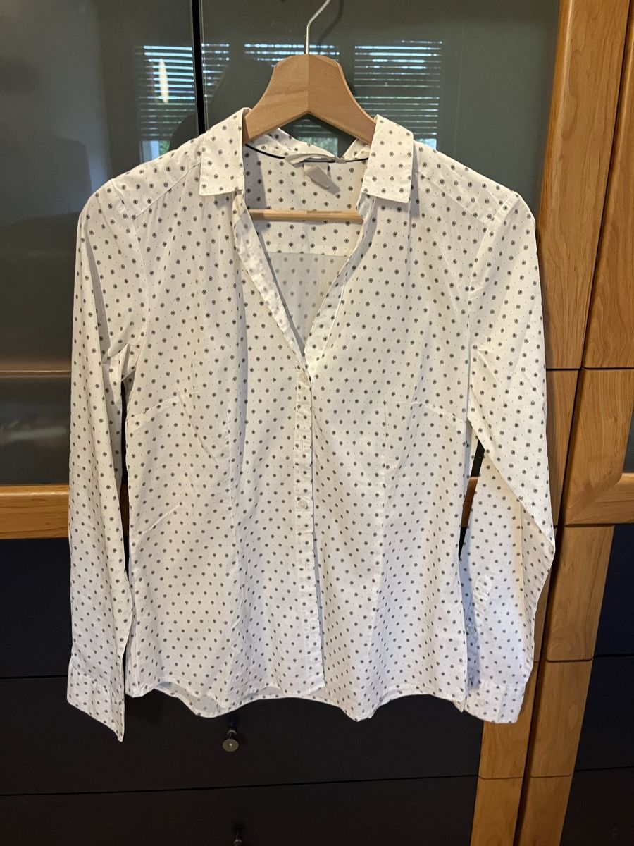 H&M Lotti di vestiti: 4x Langarmblusen Grösse 38-40 von H&M – Usato da Ottenbach venduto da niki1991234 1