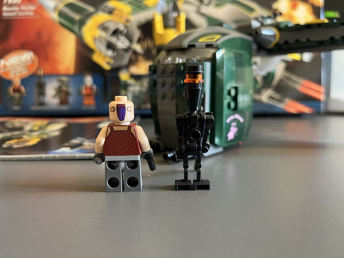 Lego Spielzeuge: LEGO Star Wars Set 7930 Bounty Hunter Assault Gunship – Gebraucht aus Fribourg von Helvetix7 4