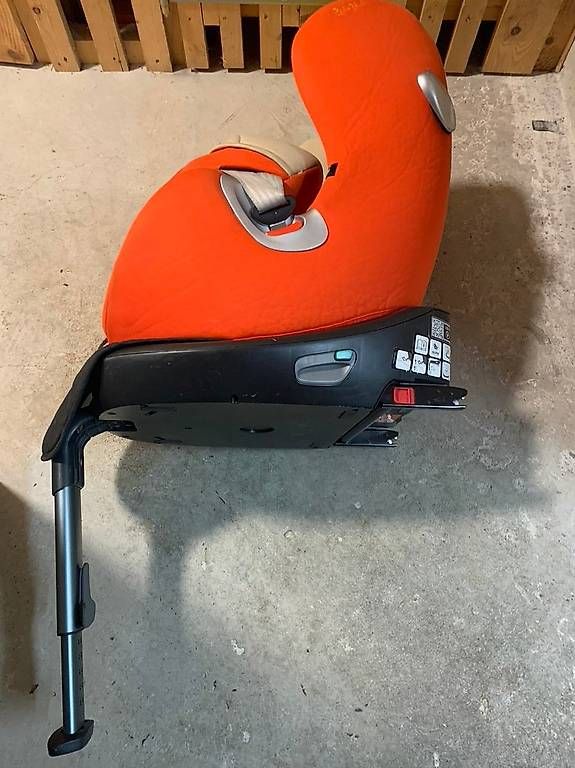 Cybex Carrozzine: Lot Poussette Siège auto, Porte bébé – Usato da Lausanne venduto da dav_z9y8 4