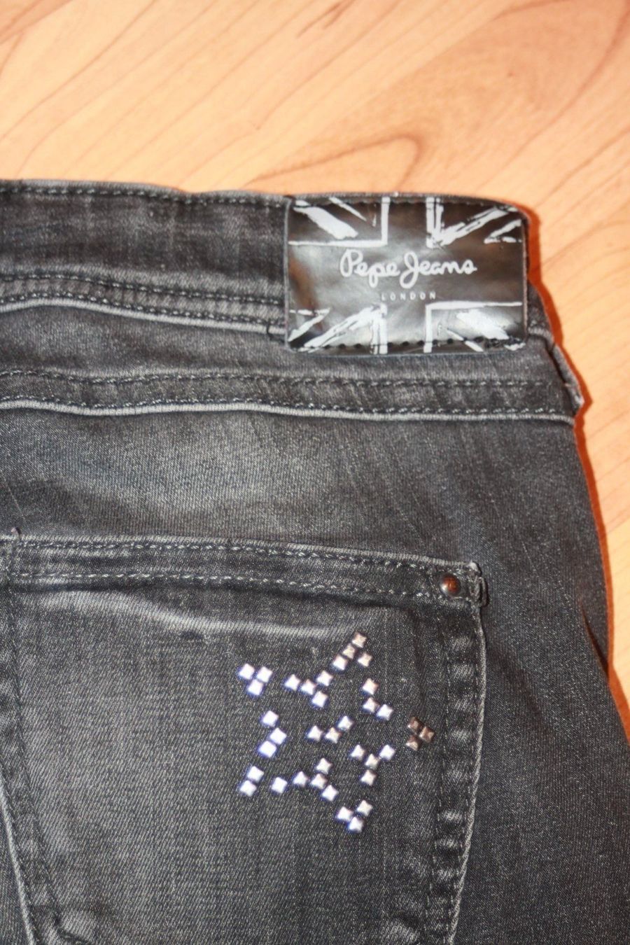 Pepe Jeans Hosen: schwarze Pepe Jeans  164  Sterne – Gebraucht aus Wenslingen von Strick4Alpaca 2