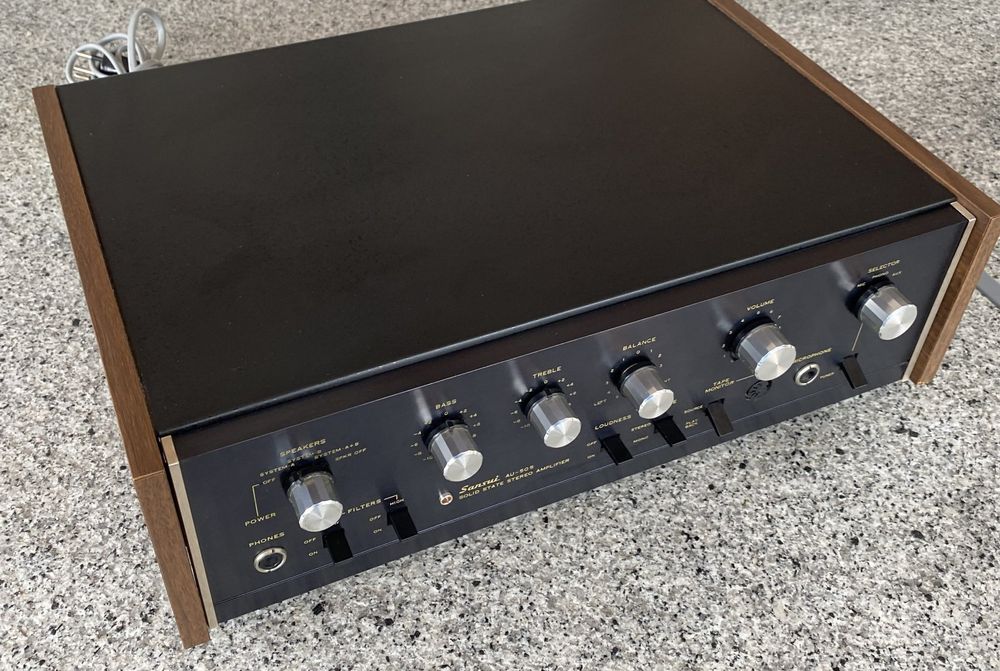 Ampli-tuner intégré à lampes tubes SANSUI 1000a vintage