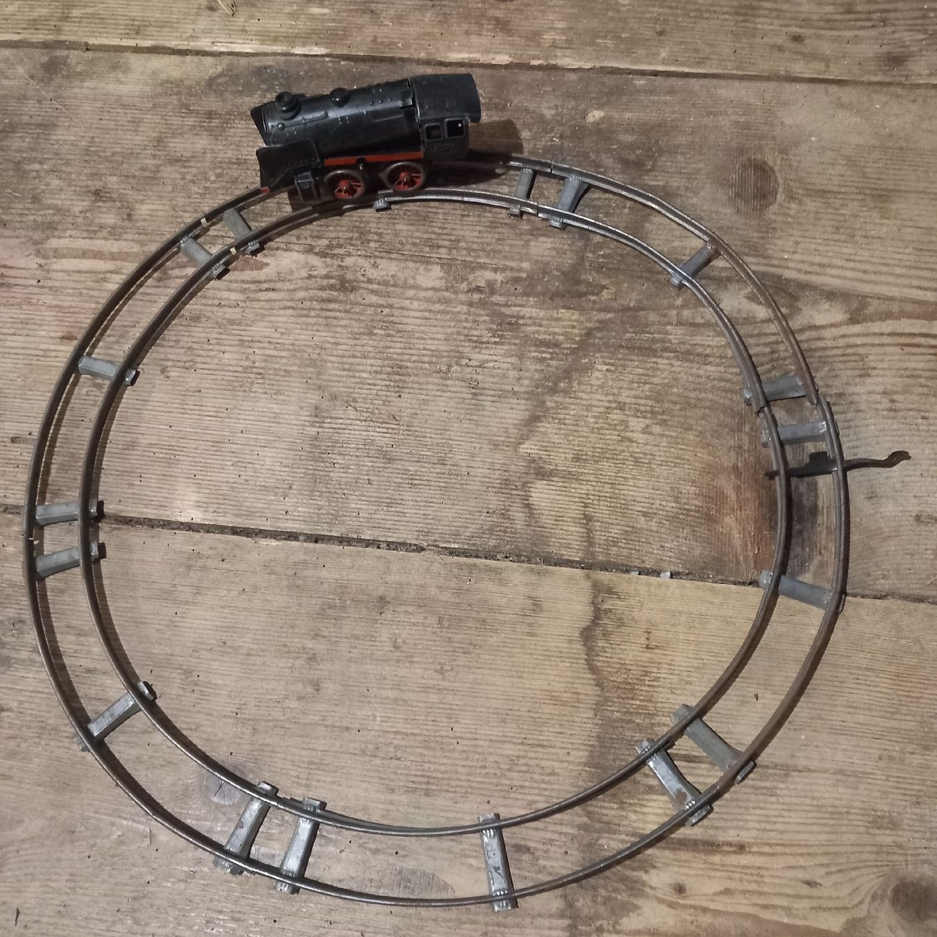 Modellini di ferrovie: Alte Mini Eisenbahn defekt zum Basteln – Difettoso da Ebnat-Kappel venduto da blazzi