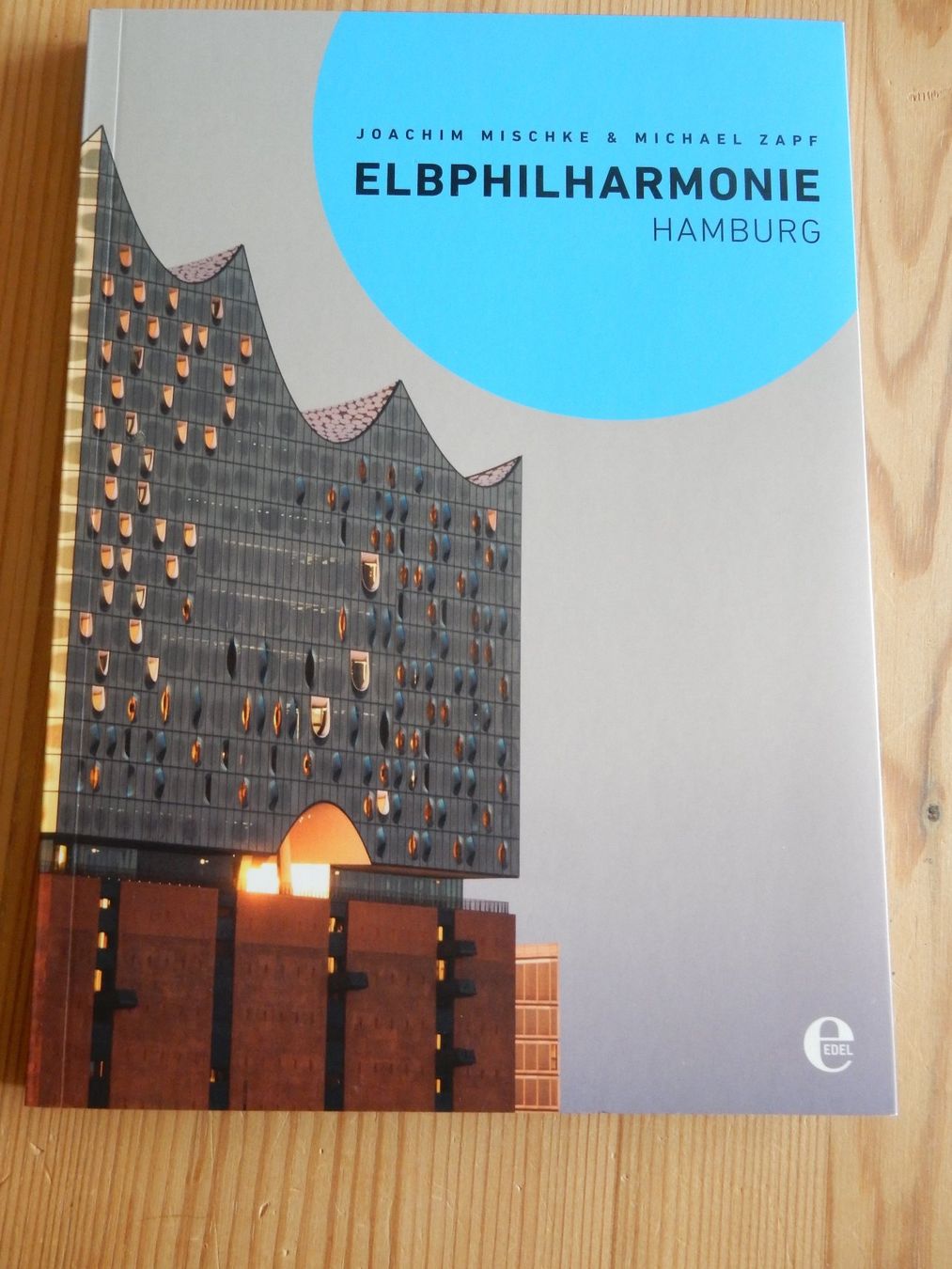 Libri: Elbphilharmonie Hamburg englisch Architektur – Usato da Jona venduto da JOberg_25