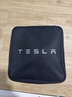 Tesla Mobile Connector + 3 Adattatori (EU, CH, ITA)