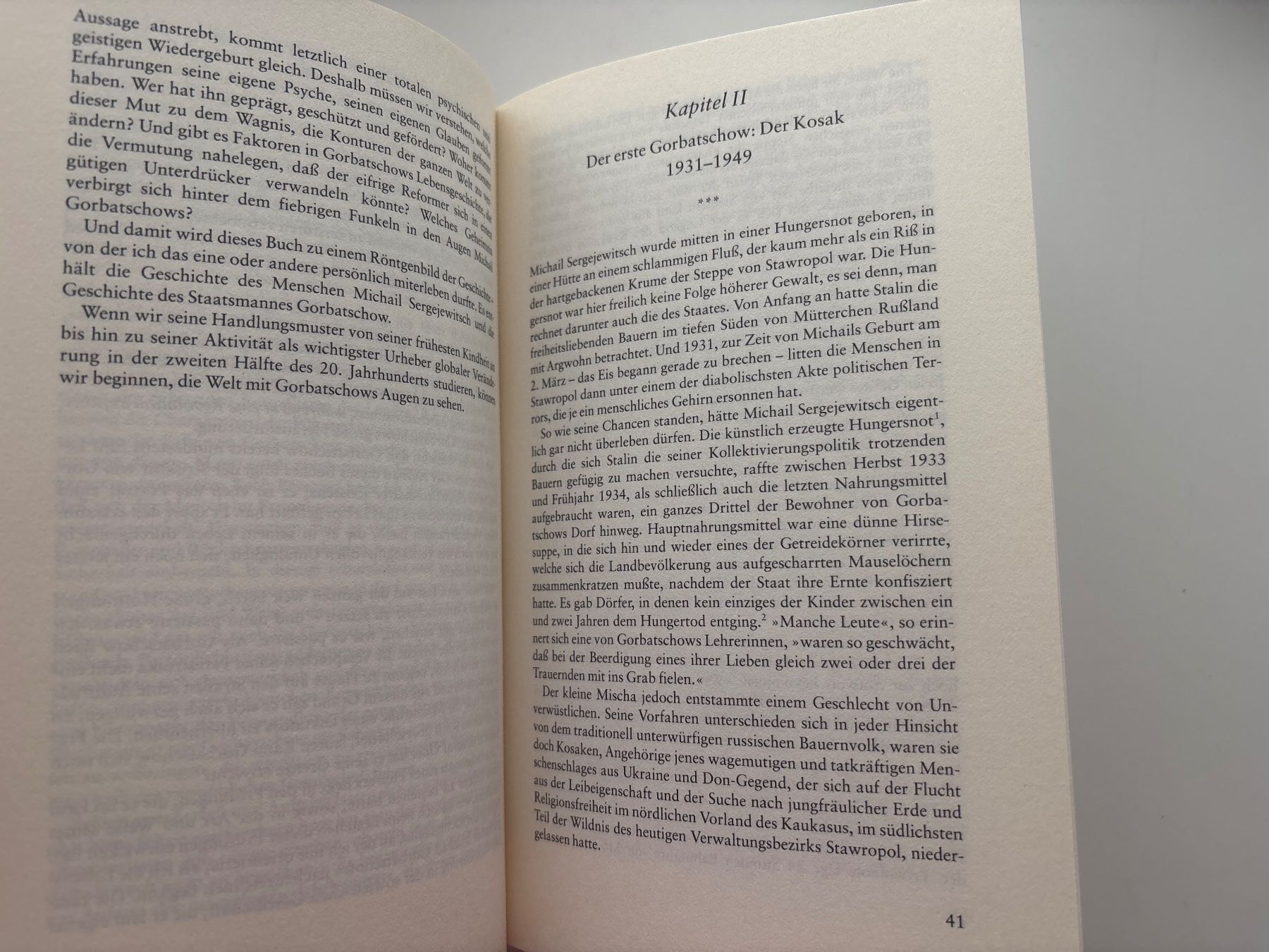 Libri: Gorbatschow - Der Mann, der die Welt verändert hat, Buch – Nuovo (secondo la descrizione) da Meggen venduto da BookRevivals 9