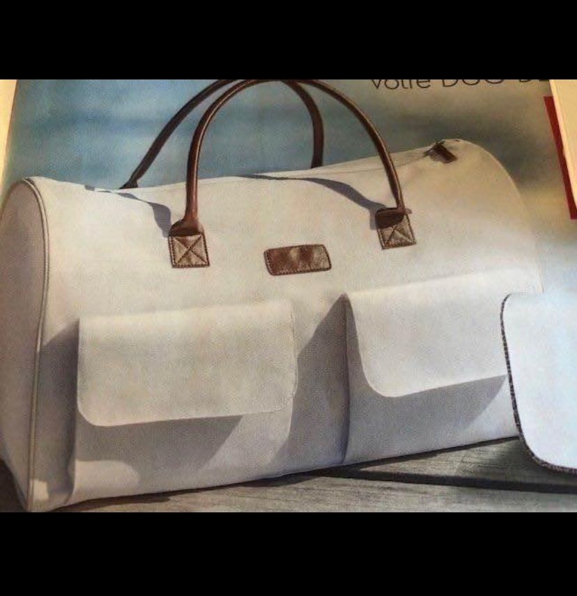 Taschen für Damen: Tasche – Neu und originalverpackt aus Sion von pur_m89d 4
