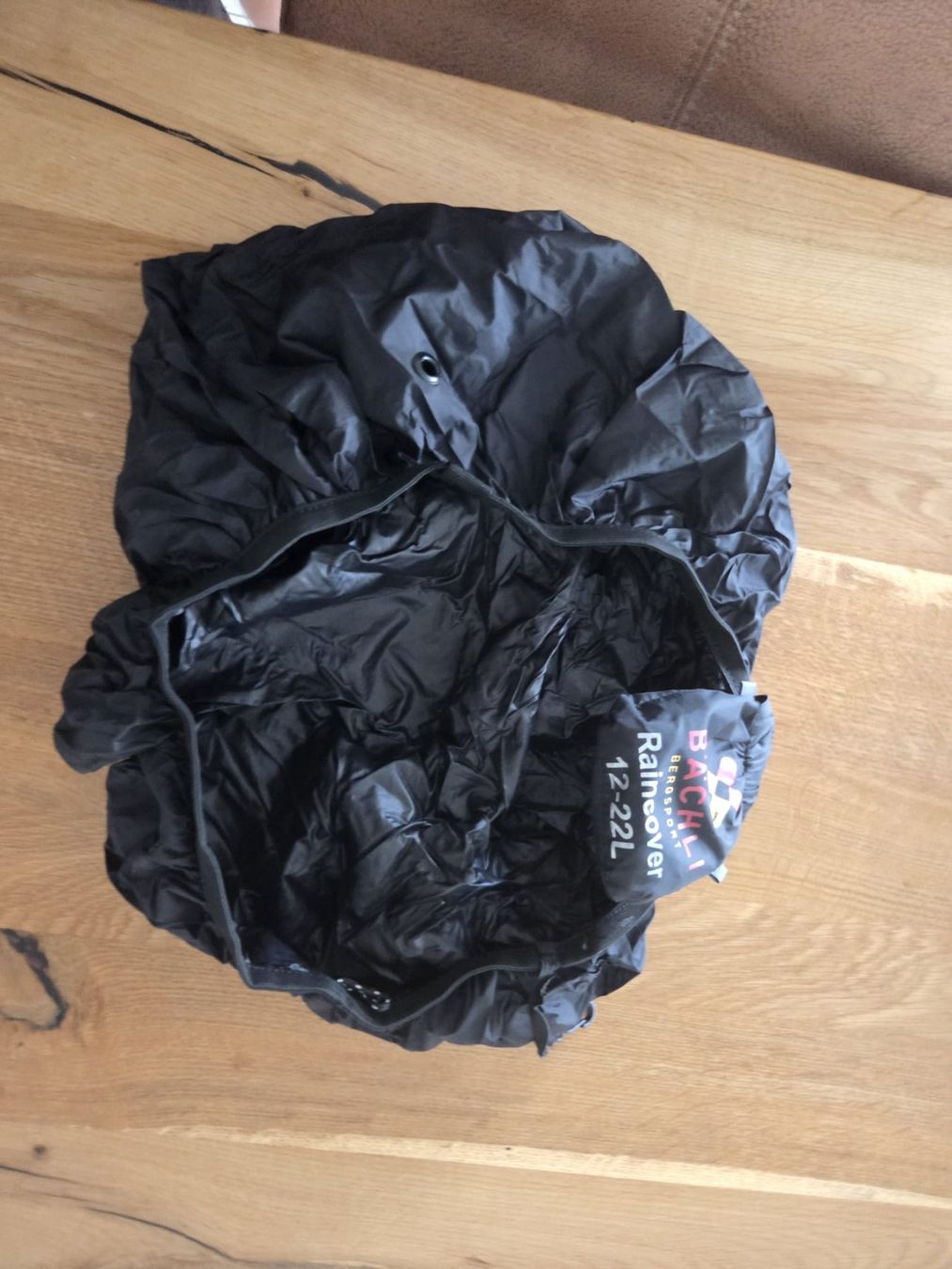 Rucksäcke: Regenschutz Rucksack 12-22 L – Gebraucht aus Kloten von Konfuzius7 1