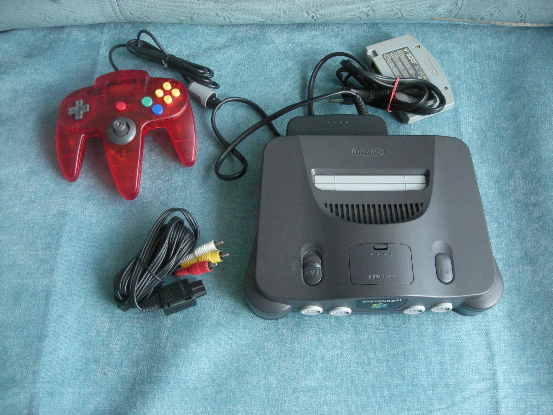 Nintendo Console: Nintendo 64 Konsole mit Spiel – Usato da Spreitenbach venduto da mako6900