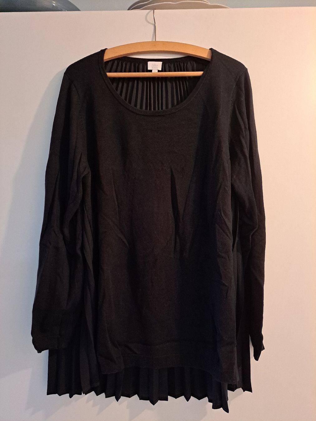 Alba Moda Maglioni & Felpe: Pullover mit Plissee-Rücken, Alba Moda Grösse 44 – Nuovo (secondo la descrizione) da Oberdiessbach venduto da Noeusu