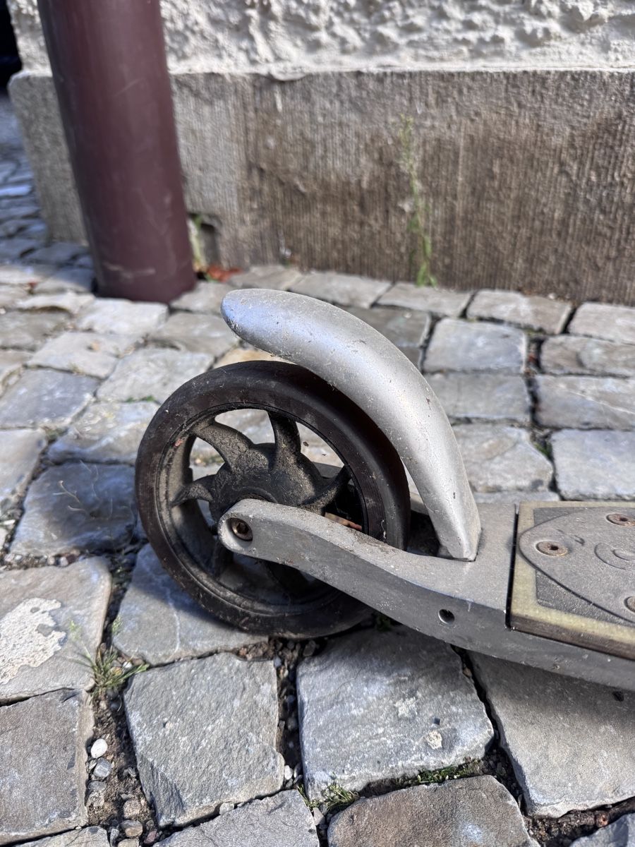 Micro Kickboard: Micro Scooter Roller gebraucht  – Usato da Erlenbach ZH venduto da Locher2048 2