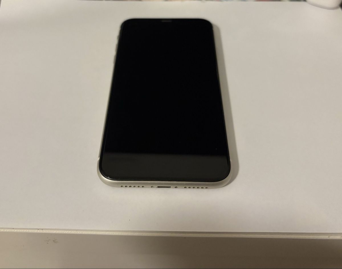 Apple Telefoni cellulari / Smartphones: iPhone 11 bianco  – Usato da Rancate venduto da mel_r7cj 3