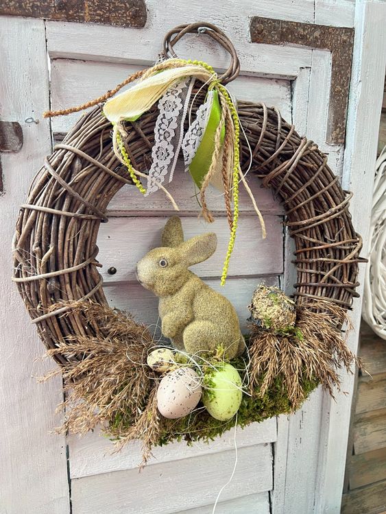 ETC Weihnachts-Fensterhänger Rentier Im Tannenkranz | Metall, Weiß-beige Mit Goldglitzer | Ca. 20 X 22,5 Cm