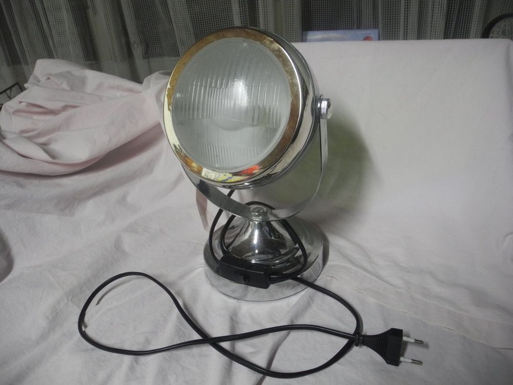 ALTER AUTO SCHEINWERFER ALS TISCHLAMPE UMFUNKTIONIERT Kaufen auf Ricardo