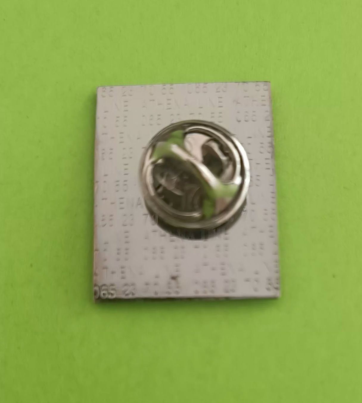 Plaquettes & Badges: Pin Cave Howeg – D'occasion à Grenchen par Hegre50 1