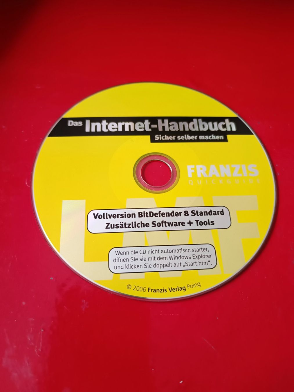 Bücher: 1 INTERNETHANDBUCH inklusiv Vollversion BITDEFENDER 8 fast – Gebraucht aus Glis von MYS-Wallis2020 2