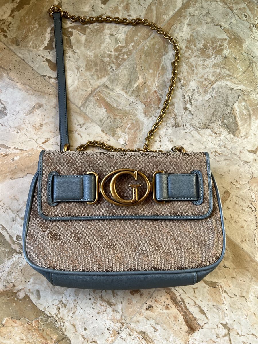 Guess Taschen für Damen: Sac Guess – Neu (gemäss Beschreibung) aus savièse von karukeragwada 2