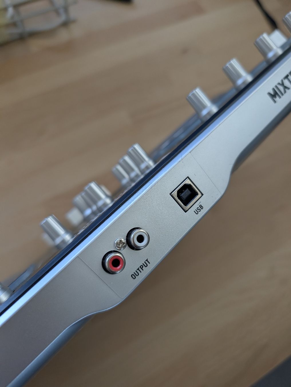 Numark Platines de mixage: DJ Controller Numark Mixtrack Pro II – D'occasion à Schaffhausen par Luchetto_97 4