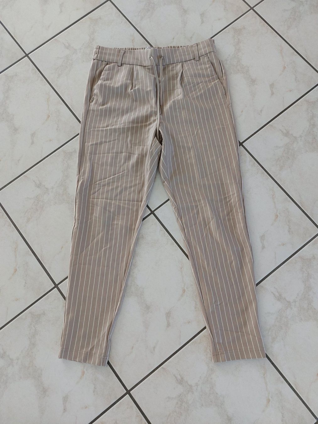 Hosen: Hose Gr.  M – Gebraucht aus Schmitten von Renistern68