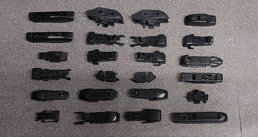 Tutti pezzi di ricambio auto: Adapteurs fixation essuie glace  – Usato da Morges venduto da pha_9xnc