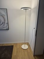 BELUX Disk Stehleuchte weiss – Designklassiker Daniel Kübler