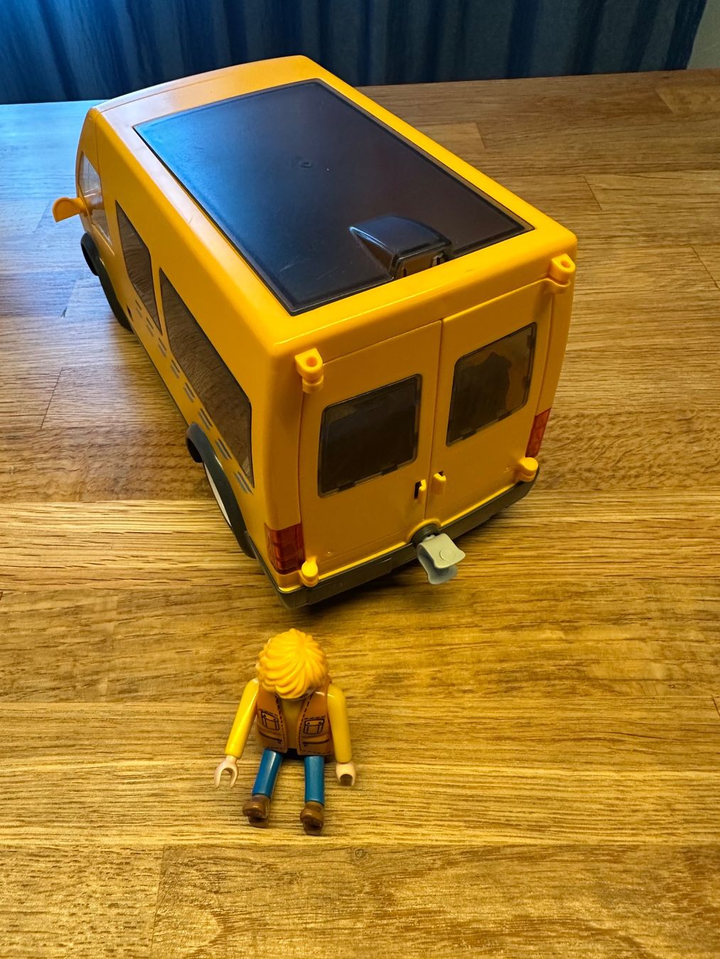 Playmobil Spielzeuge: Playmobil Schulbus – Gebraucht aus Winkel von Tatanof 1