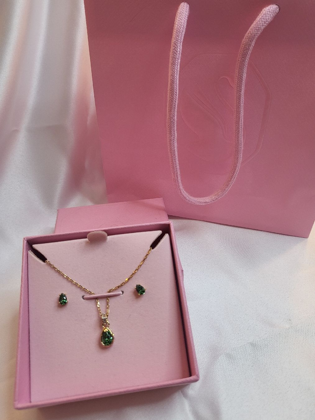 Swarovski Altri gioielli: Swarovski Schmuck Set – Nuovo (secondo la descrizione) da Hellbühl venduto da d.d.d.125 1