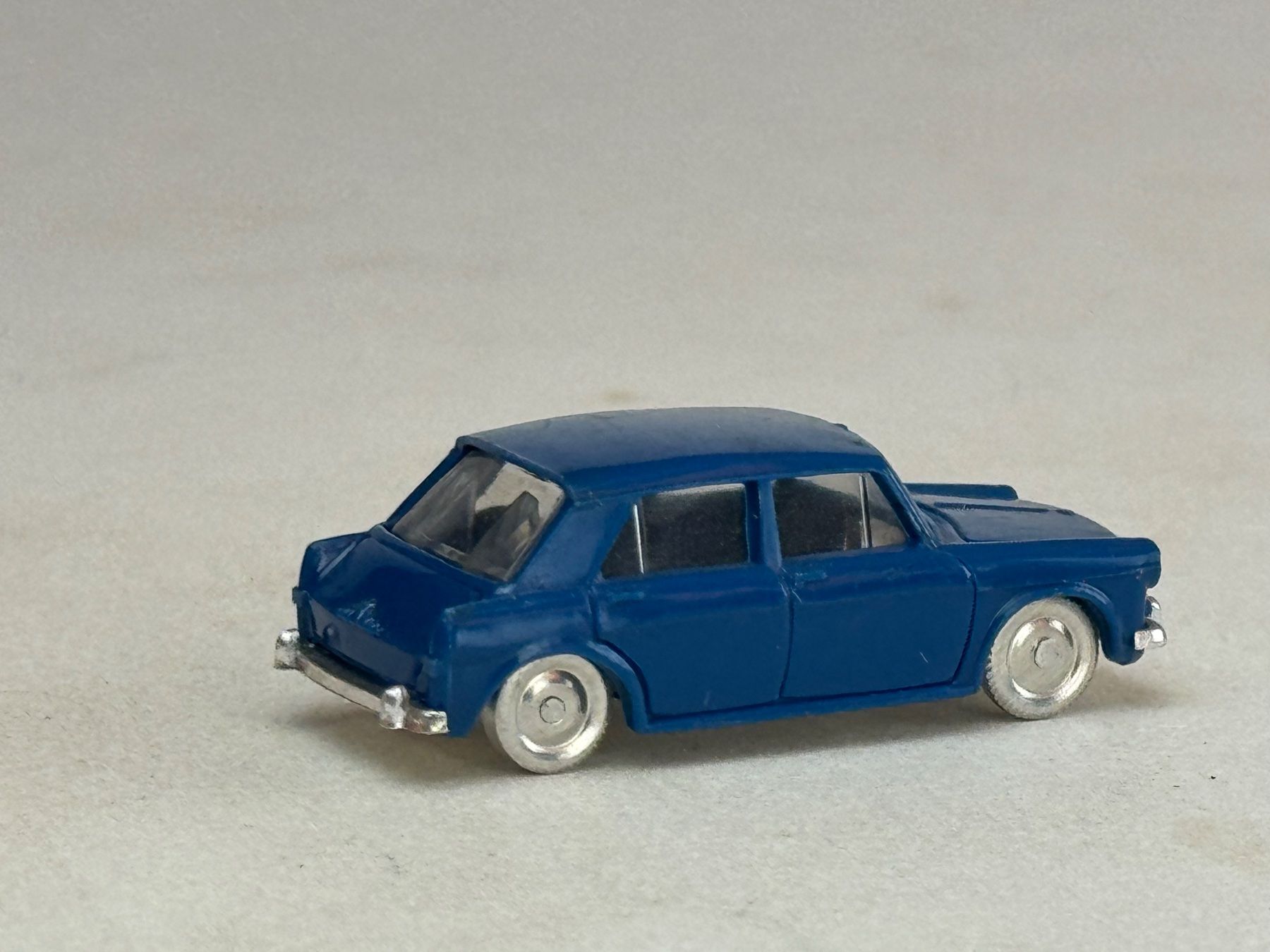 Modellini d'auto: VE1- Minix Morris 1100 blau – Usato da Elm venduto da Wikmtz 1