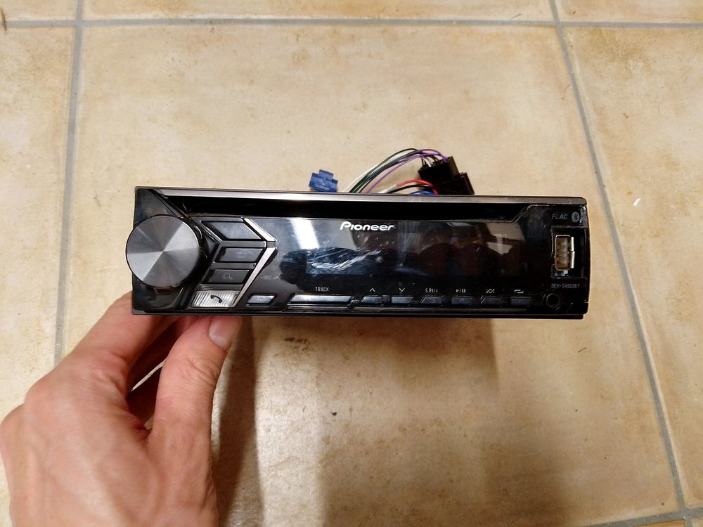 Autoradio Pioneer DEH-S4000BT | Kaufen auf Ricardo