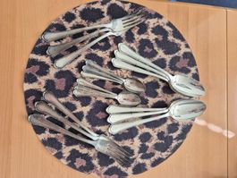 Besteck Set Silberfarben diverse Teile gebraucht