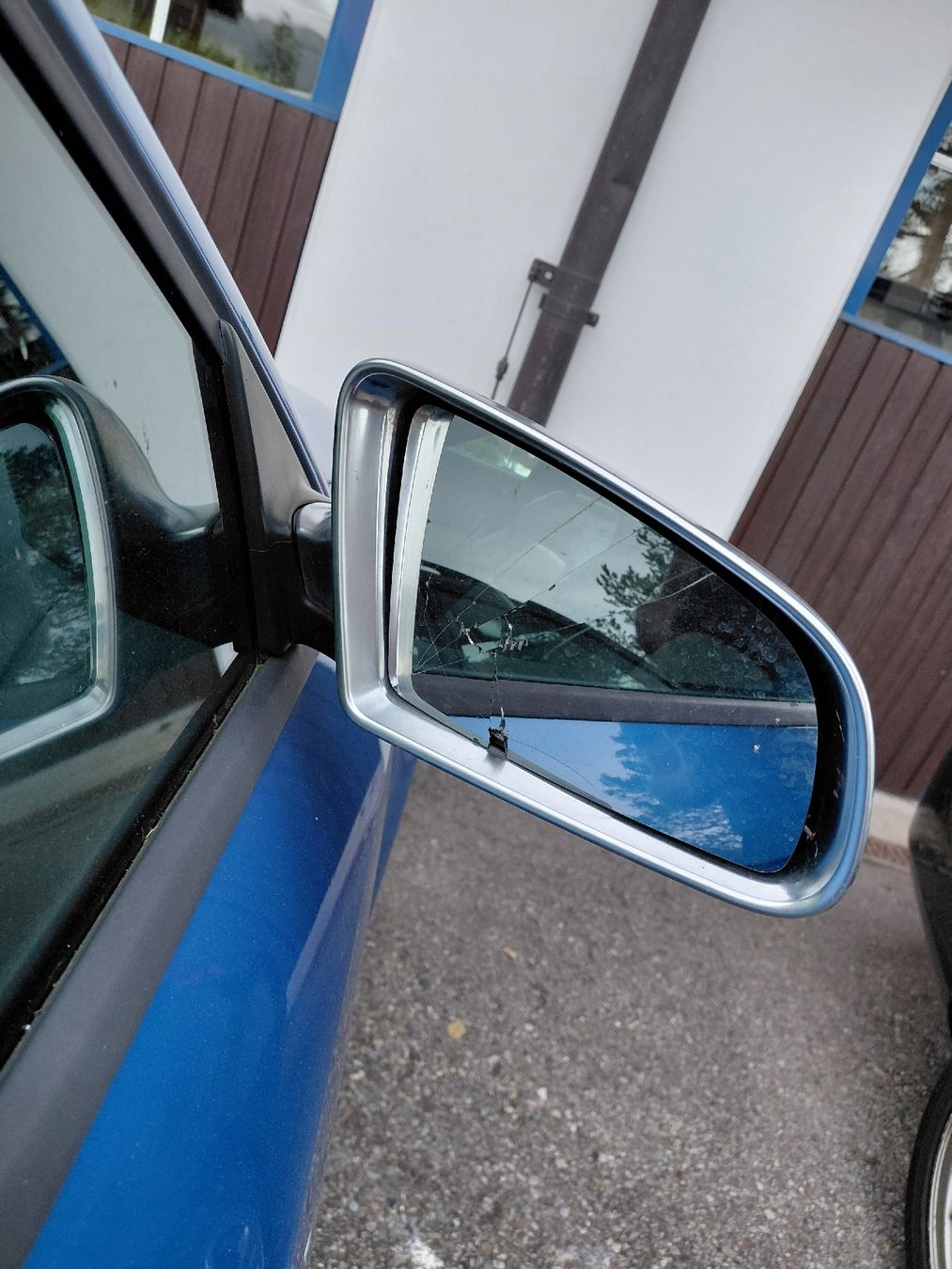 Audi Autos: Audi s3 8p 2008 – D'occasion à Urnäsch par sil_l62c 2