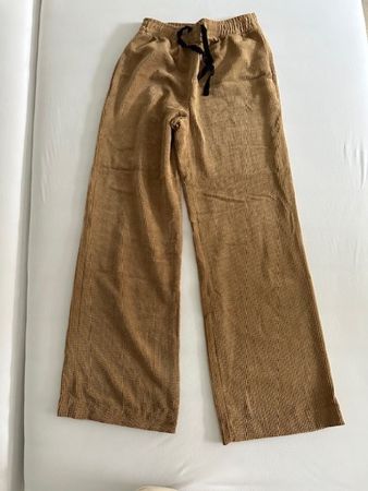 Wide pants