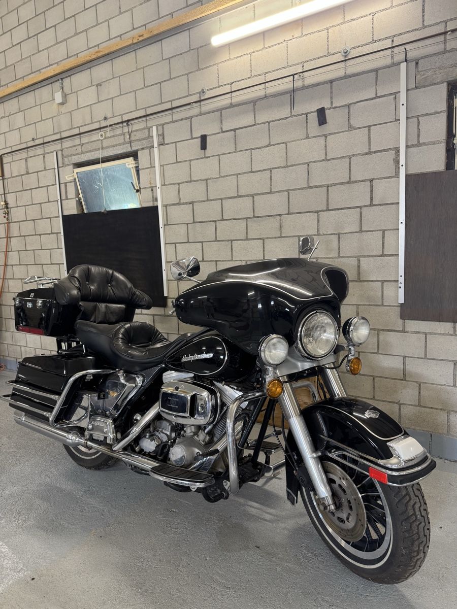 Harley-Davidson Touring: Harley Davidson – Défectueux à Martigny par Shaqiri.artan 8