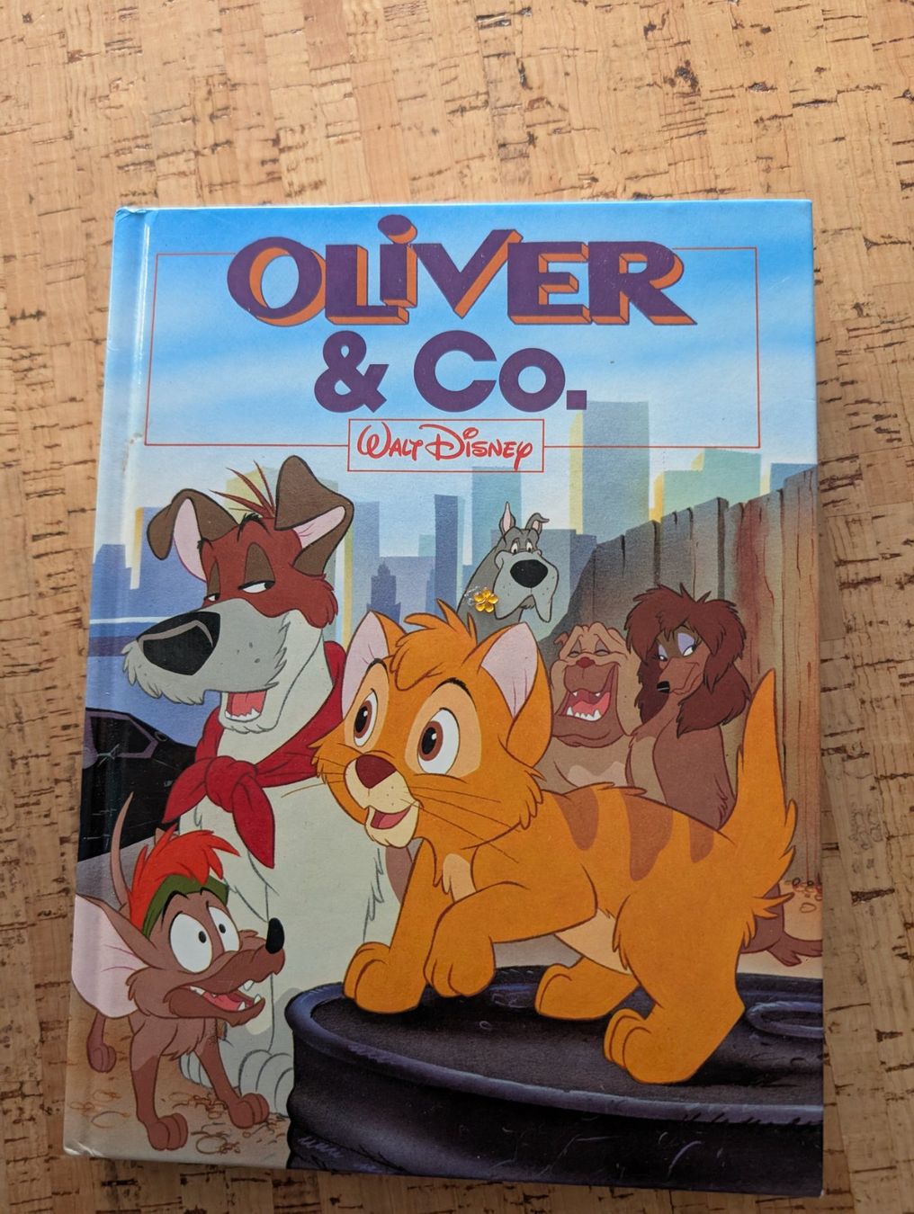 Libri: Walt Disney Oliver & Co. Bilderbuch – Usato da Safenwil venduto da Ayleen03