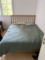 Bett mit Matratze 160x200 