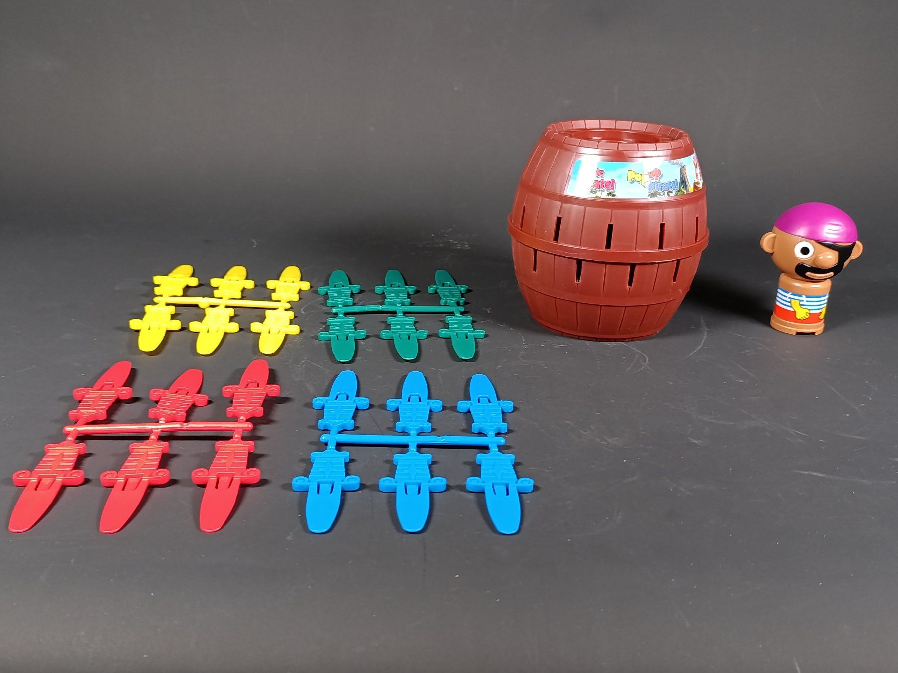 Tomy Giochi: TOMY Pop Up Pirate! – Usato da Thielle venduto da Plusvalue_Neuchatel 1
