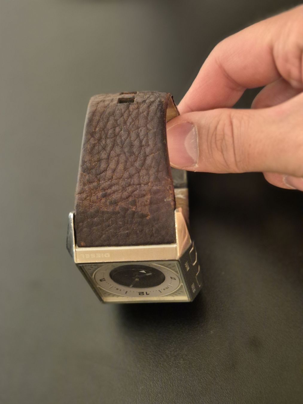 Diesel Orologi: Diesel Uhr Quadrat – Usato da Abtwil SG venduto da daxsg 5