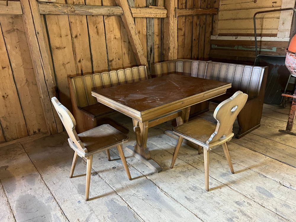 Eckbank mit Tisch und Stühlen Kaufen auf Ricardo