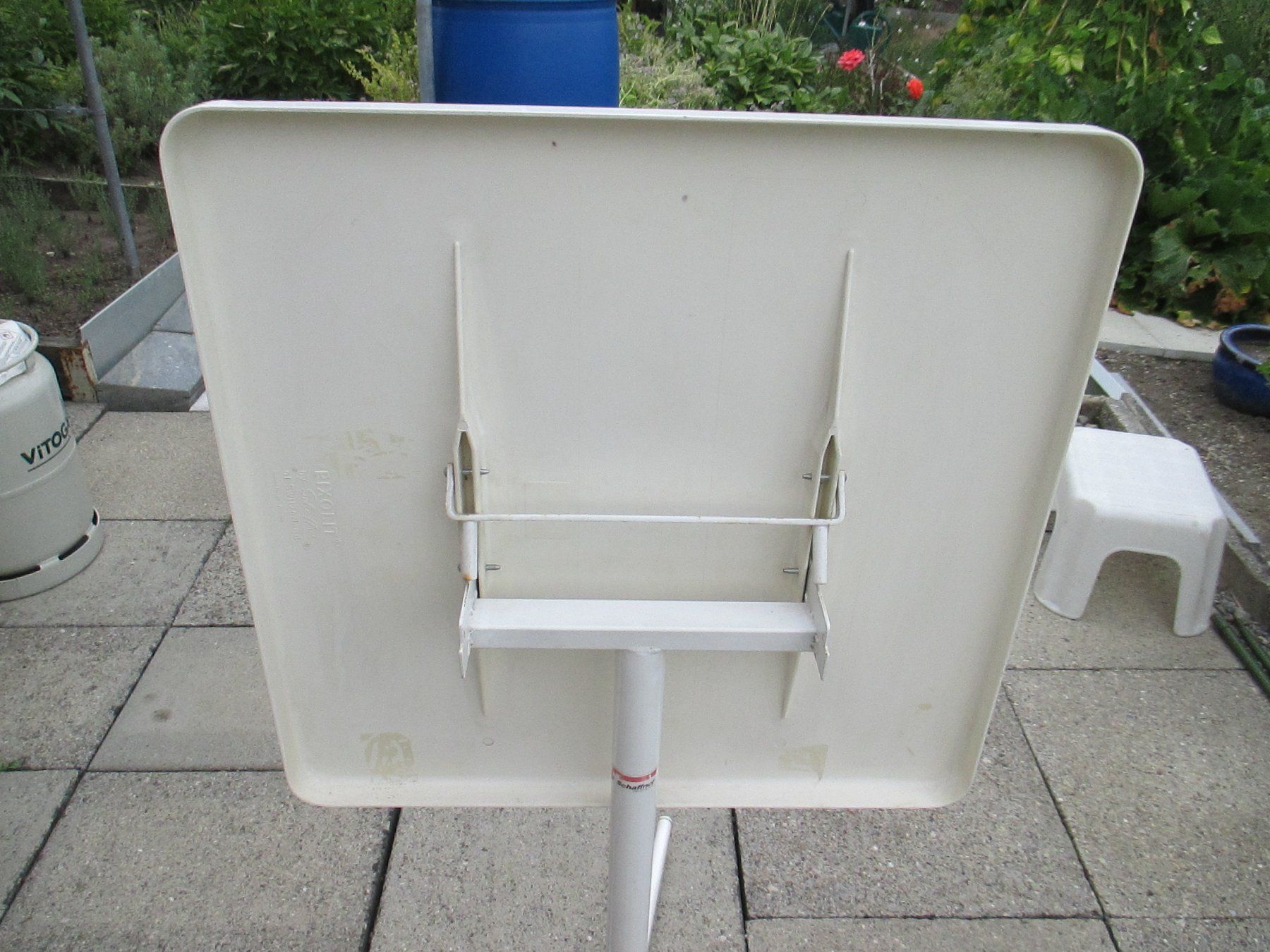 Schaffner Tavoli: Schaffner Gartentisch – Usato da zürich venduto da Haluk1 2