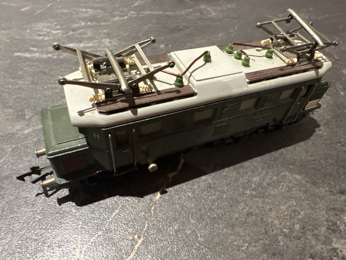 Fleischmann Modellini di ferrovie: Fleischmann 1345 - E-Lok BR E 44 1952 ohne OVP – Usato da Sennwald venduto da HARO-Import