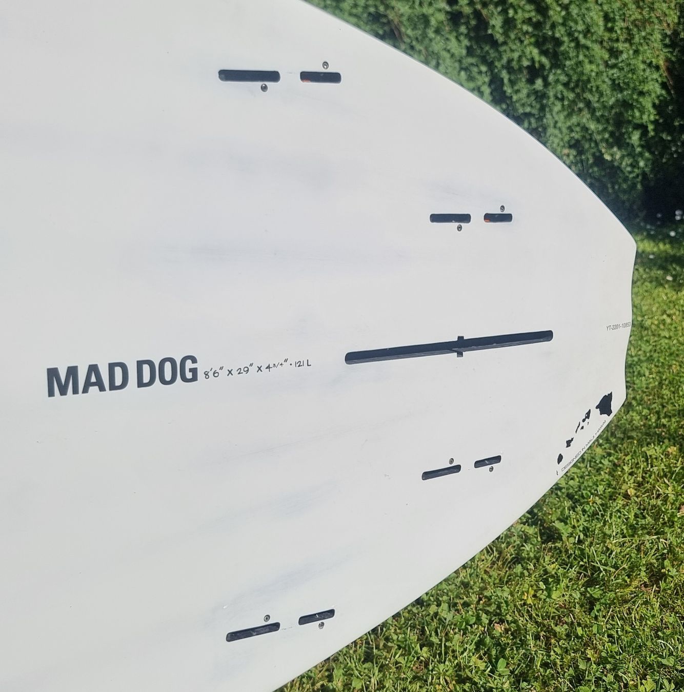 SUP WAVE NAISH Mad Dog 8