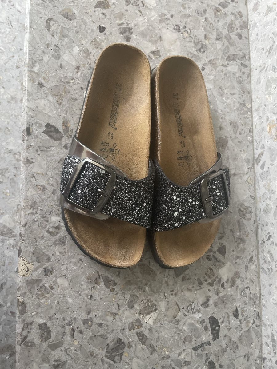 Scarpe da donna: Glitzer Pantoletten schwarz Goldstar – Usato da Unterägeri venduto da mil_lcs2 2