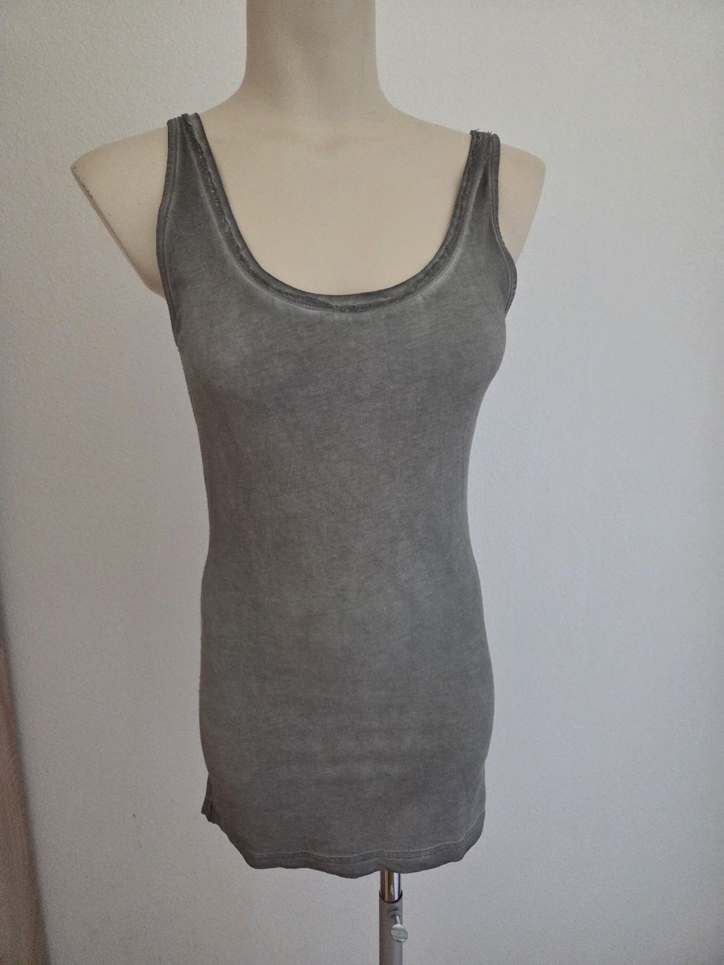 Nile Tops: Nile Longtop – D'occasion à Luzern par asmele2 1