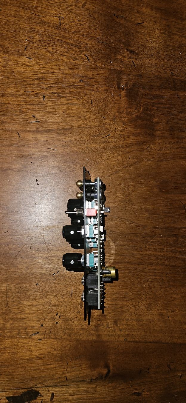 Musikinstrumente: Schlappi Engineering 100 Grit VCA/Distortion  – Neu (gemäss Beschreibung) aus Vulliens von irauchimax 1