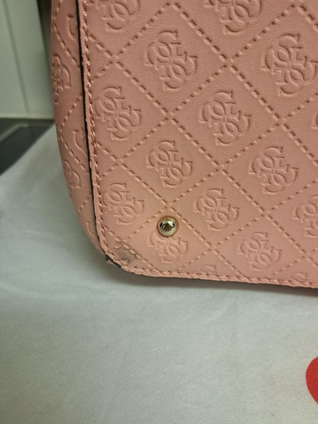 Guess Borse da donna: Umhängetasche Guess Rosa – Nuovo (secondo la descrizione) da Sisseln AG venduto da schenk-figuren 5