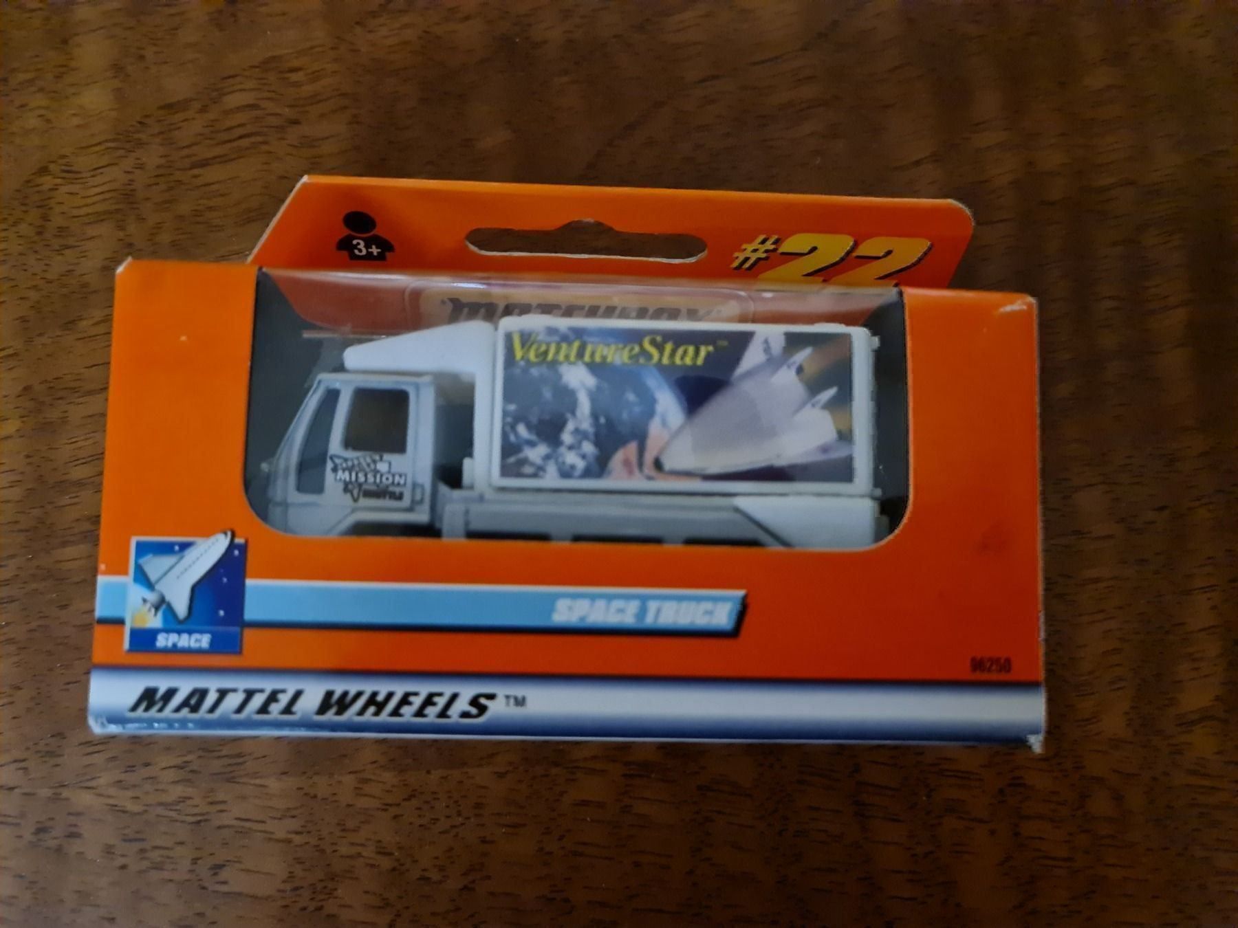 Mattel Modellini d'auto: Space Truck – Nuovo e nell'imballaggio originale da Erstfeld venduto da Uhu1980