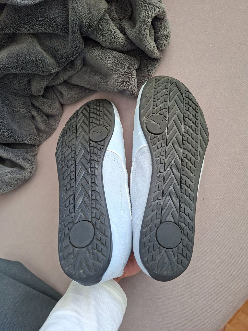 Puma Damenschuhe: Puma Sneakers – Neu (gemäss Beschreibung) aus Ruswil von wil_2jkd 3