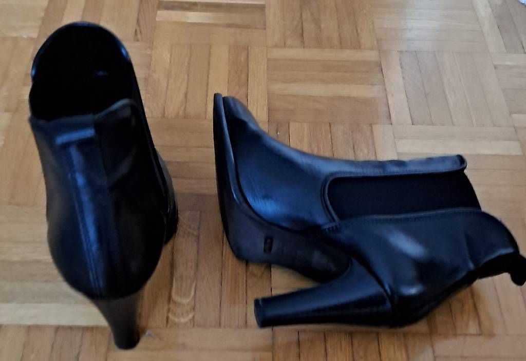 Buffalo Scarpe da donna: Stiefeletten Marke BUFFALO, schwarz – Usato da Uetikon am See venduto da graziella82 1