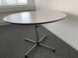Runder USM Haller Besprechungstisch