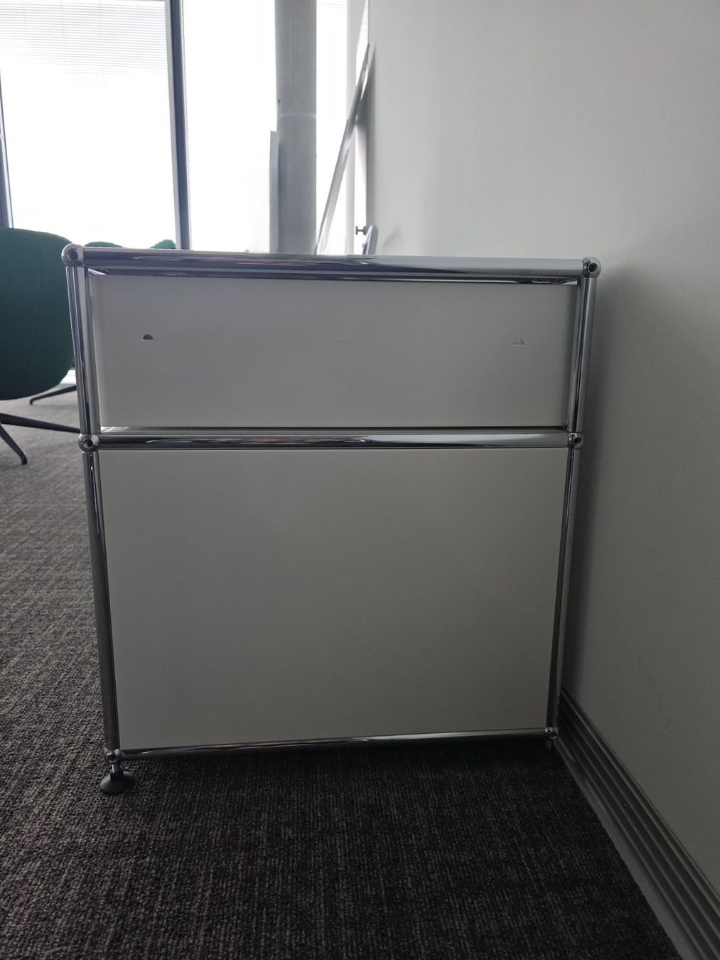 USM Commodes: USM Haller Sideboard / Kasten weiss – D'occasion à Zürich par ami_6gd6 3